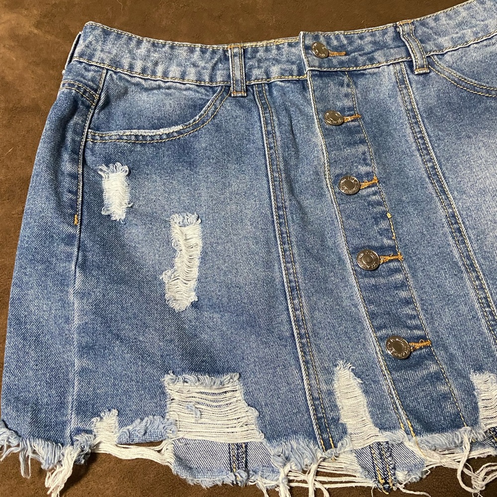 Litz Distressed Denim Mini Skirt size medium - Picture 2 of 8